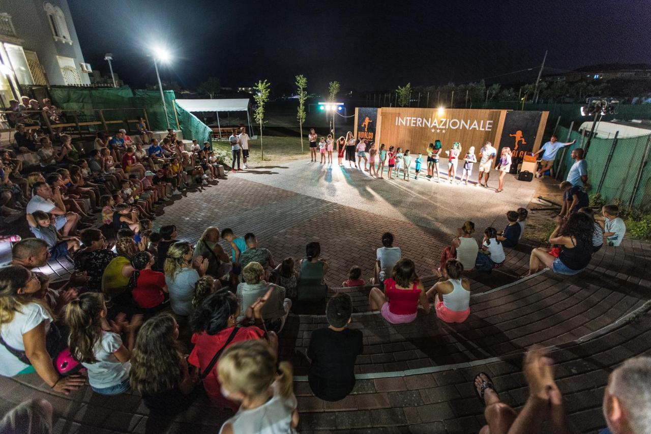 Camping Internazionale - Sottomarina Di Chioggia Luaran gambar